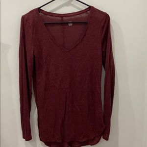 Long sleeve maroon v neck
